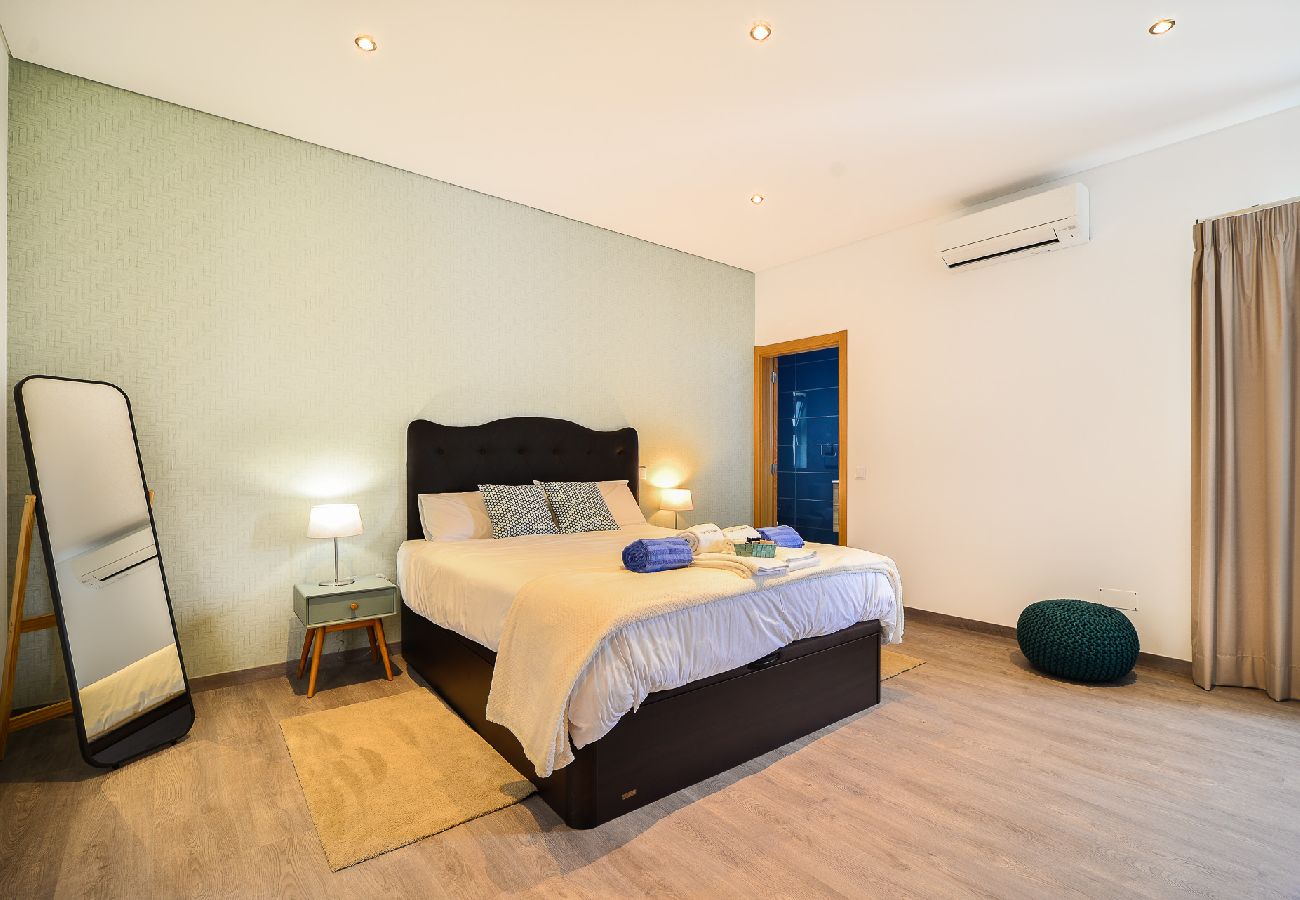 Villa em Estoi - Villa Vale Mouro OCV - Férias de Luxo