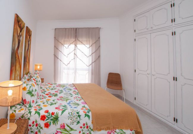 Apartamento em Albufeira - Apt. Waves OCV - Oura  Apartamento em Albufeira - Apt. Waves OCV - Oura