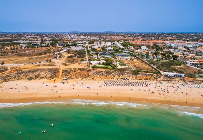 Villa em Galé - Villa Farol OCV - Frente Mar Villa em Galé - Villa Farol OCV - Frente Mar