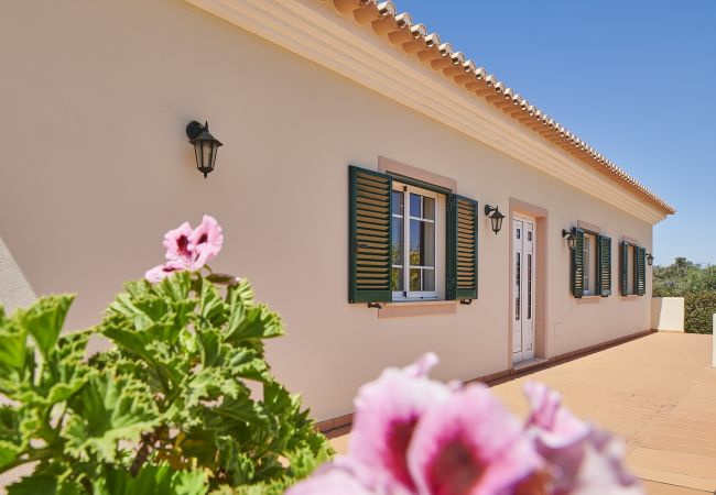 Villa em Guia - Villa Grade OCV - Perto Zoomarine Villa em Guia - Villa Grade OCV - Perto Zoomarine