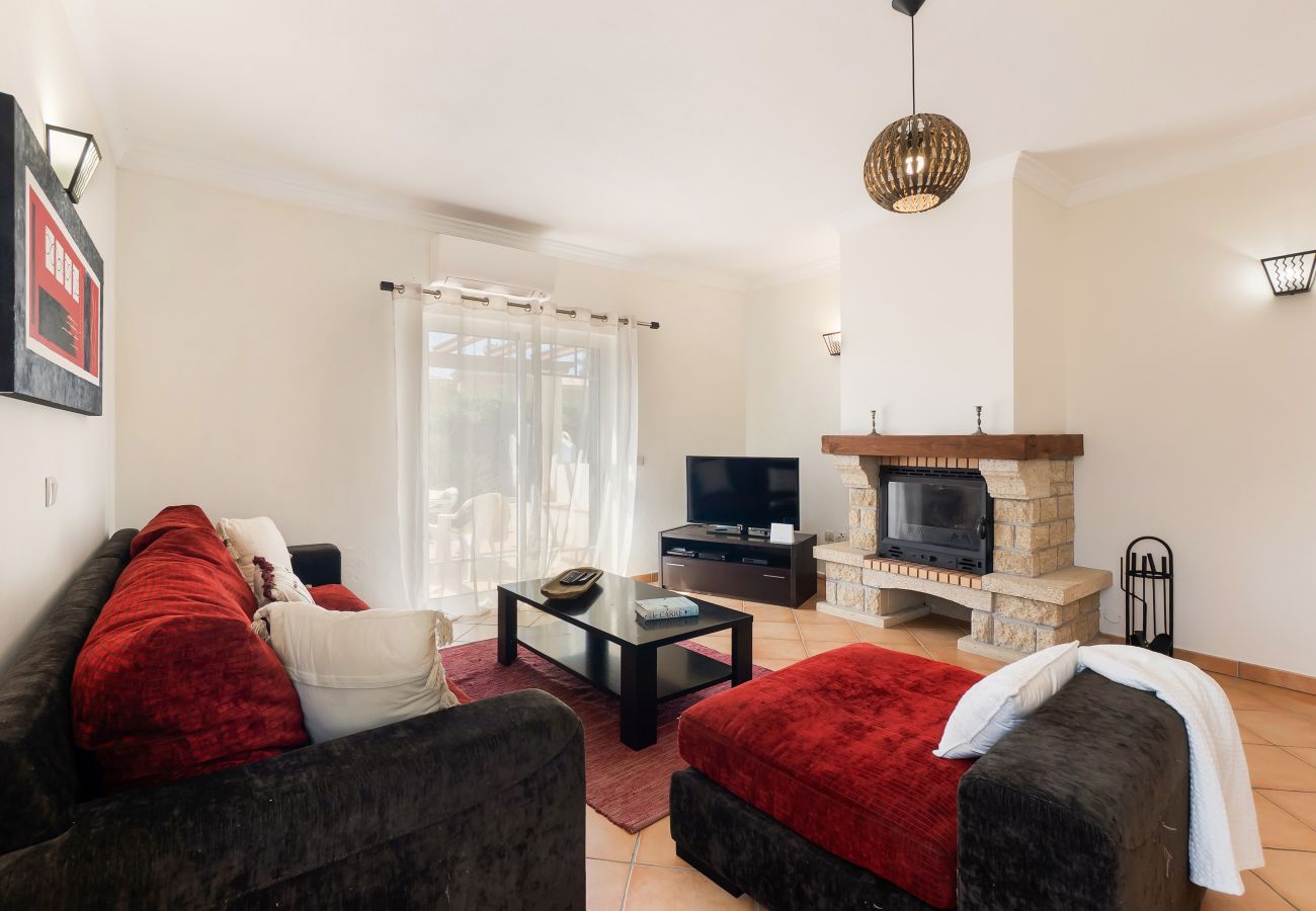Villa em Albufeira - NEW! Vila Grade | Private Villa with Pool | Family-Friendly Retreat near Albufeira