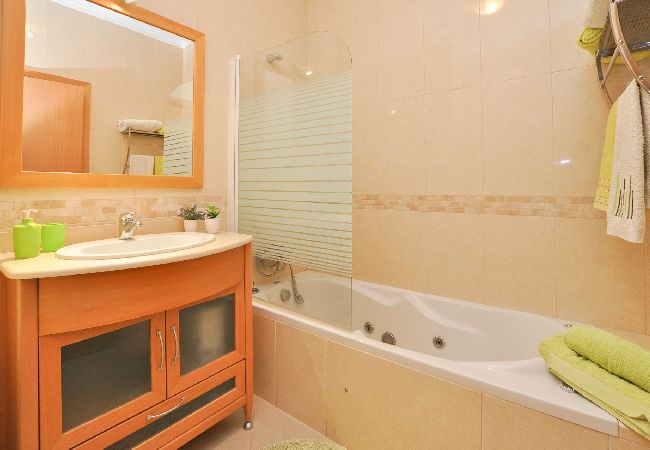 Apartamento em Albufeira - Apt. Medronho OCV - Vista Mar Apartamento em Albufeira - Apt. Medronho OCV - Vista Mar