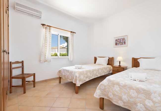 Villa em Albufeira - Villa Bia OCV - Piscina Privada Villa em Albufeira - Villa Bia OCV - Piscina Privada