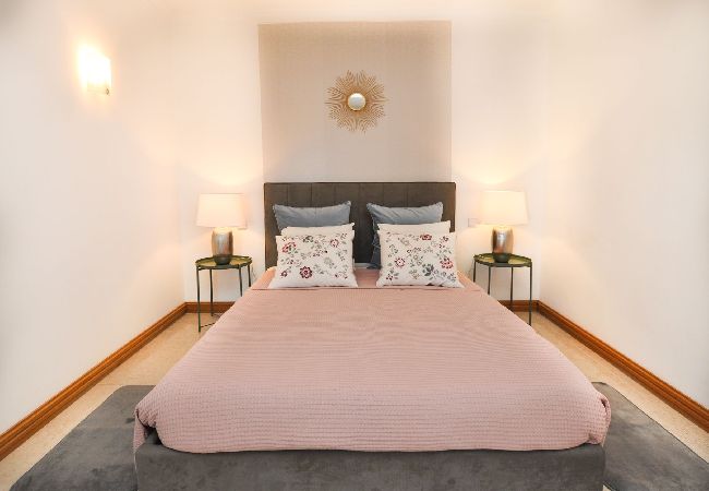 Apartamento em Galé - Apt. Galé Mar OCV - Vista Mar Apartamento em Galé - Apt. Galé Mar OCV - Vista Mar