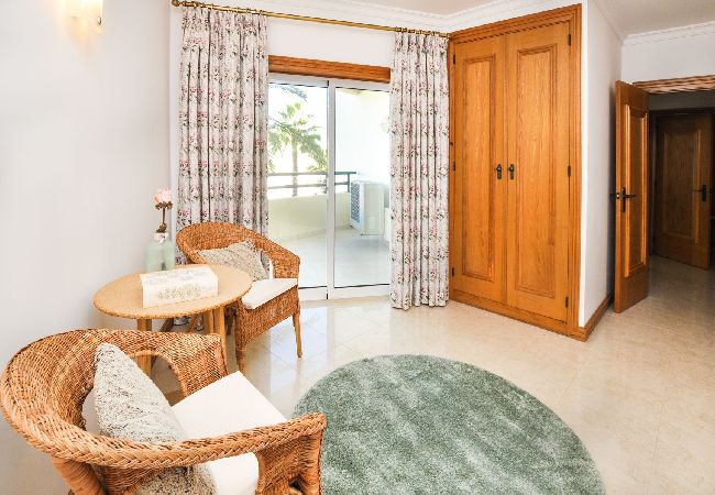 Apartamento em Galé - Apt. Galé Mar OCV - Vista Mar Apartamento em Galé - Apt. Galé Mar OCV - Vista Mar