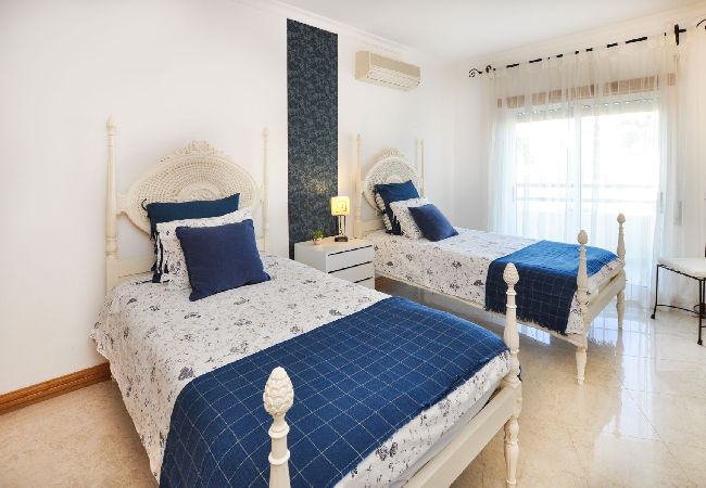 Apartamento em Galé - Apt. Galé Mar OCV - Vista Mar Apartamento em Galé - Apt. Galé Mar OCV - Vista Mar