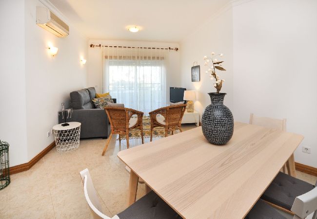 Apartamento em Galé - Apt. Galé Mar OCV - Vista Mar Apartamento em Galé - Apt. Galé Mar OCV - Vista Mar