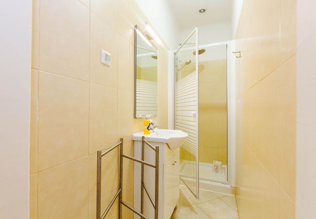 Apartamento em Lisboa - RENT4REST DREAM VIEW FAMILY APARTMENT Apartamento em Lisboa - RENT4REST DREAM VIEW FAMILY APARTMENT