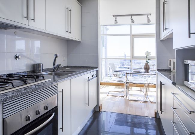 Apartamento em Lisboa - RENT4REST LISBON PARQUE DAS NAÇÕES 17TH FLOOR RIVER VIEW Apartamento em Lisboa - RENT4REST LISBON PARQUE DAS NAÇÕES 17TH FLOOR RIVER VIEW