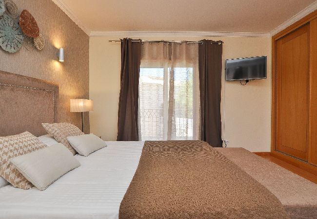 Villa em Albufeira - Moradia Branqueira OCV - 10min Praia Villa em Albufeira - Moradia Branqueira OCV - 10min Praia