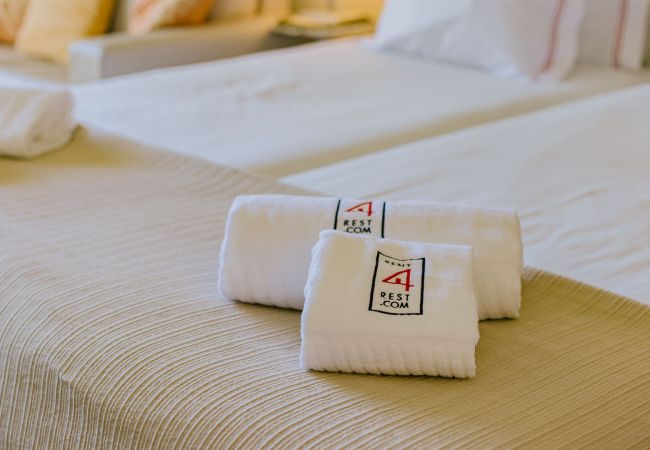 Estúdio em Estoril - RENT4REST ESTORIL BEACHFRONT APARTMENTS - BALCONY STUDIO Estúdio em Estoril - RENT4REST ESTORIL BEACHFRONT APARTMENTS - BALCONY STUDIO