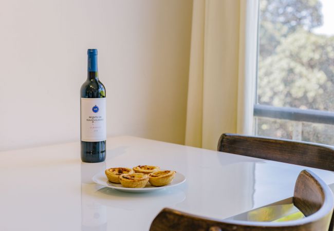 Estúdio em Estoril - RENT4REST ESTORIL BEACHFRONT APARTMENT - STUDIO Estúdio em Estoril - RENT4REST ESTORIL BEACHFRONT APARTMENT - STUDIO