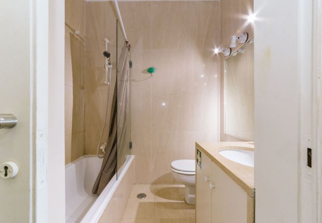 Estúdio em Estoril - RENT4REST ESTORIL BEACHFRONT APARTMENT - STUDIO Estúdio em Estoril - RENT4REST ESTORIL BEACHFRONT APARTMENT - STUDIO