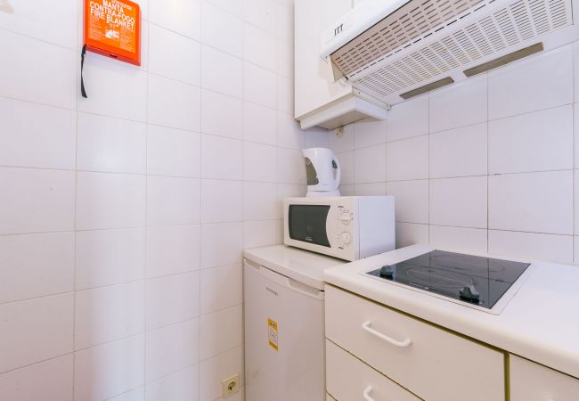 Estúdio em Estoril - RENT4REST ESTORIL BEACHFRONT APARTMENT - STUDIO Estúdio em Estoril - RENT4REST ESTORIL BEACHFRONT APARTMENT - STUDIO