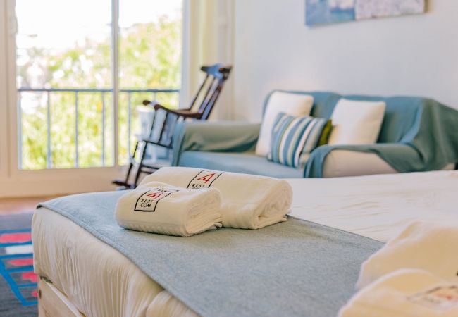 Estúdio em Estoril - RENT4REST ESTORIL BEACHFRONT APARTMENT - STUDIO Estúdio em Estoril - RENT4REST ESTORIL BEACHFRONT APARTMENT - STUDIO