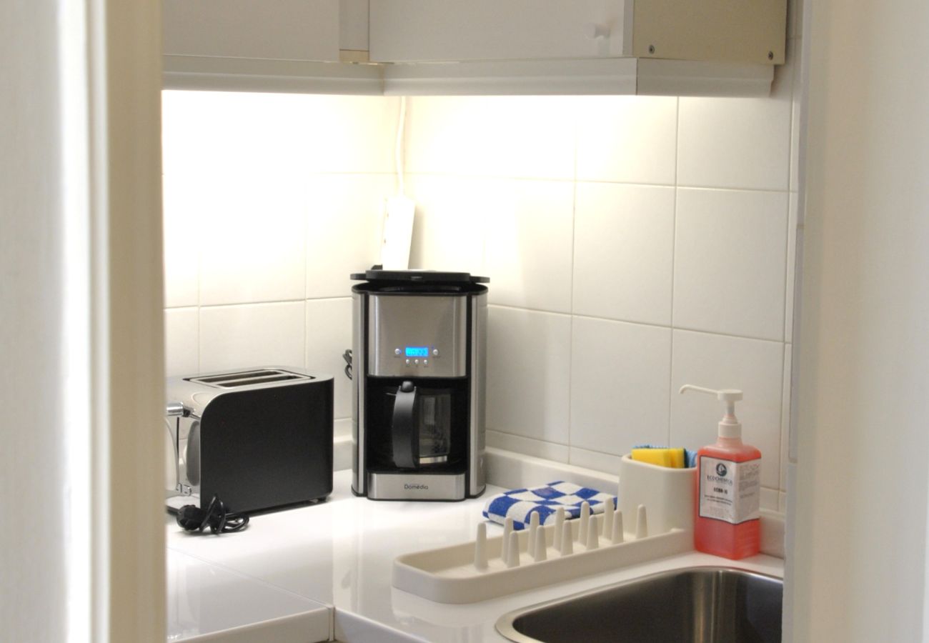 Estúdio em Estoril - RENT4REST ESTORIL BEACHFRONT APARTMENT - STUDIO