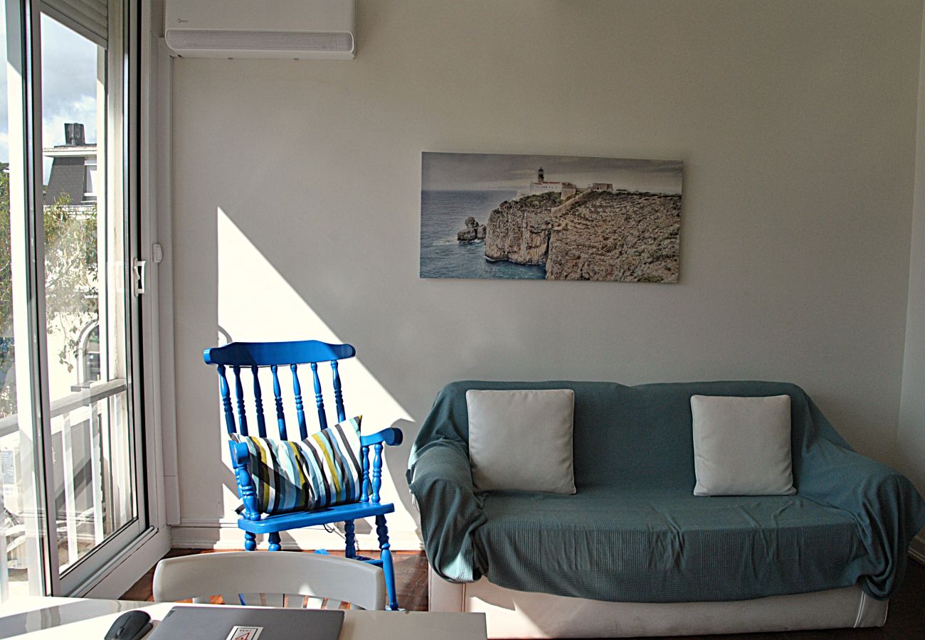 Estúdio em Estoril - RENT4REST ESTORIL BEACHFRONT APARTMENT - STUDIO