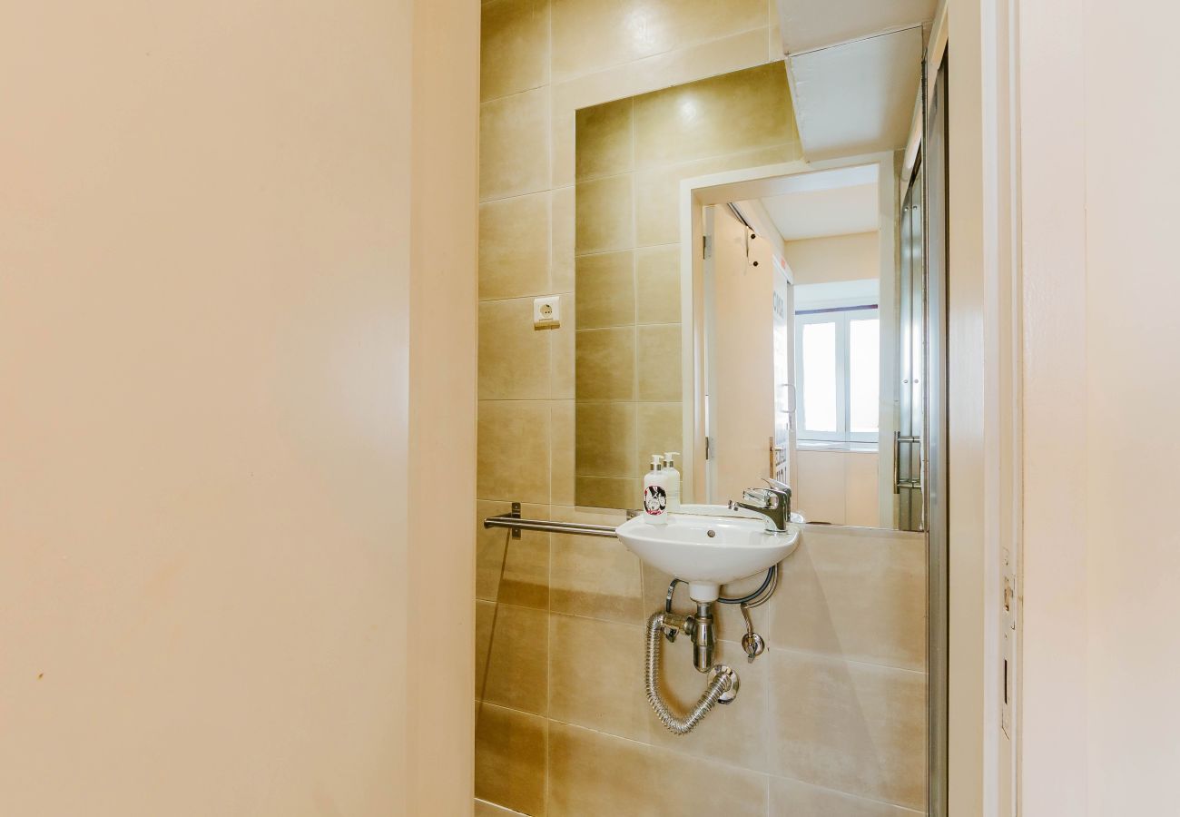 Estúdio em Lisboa - RENT4REST LISBON DOWNTOWN TINY STUDIO APARTMENT 1