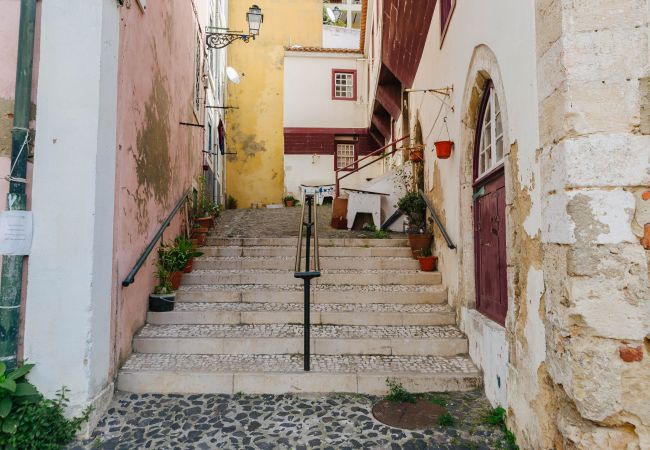 Apartamento em Lisboa - RENT4REST LISBON DOWNTOWN TINY DUPLEX APARTMENT Apartamento em Lisboa - RENT4REST LISBON DOWNTOWN TINY DUPLEX APARTMENT