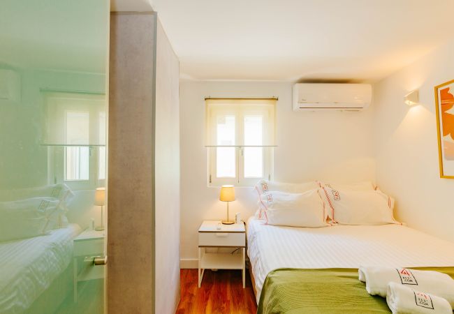 Apartamento em Lisboa - RENT4REST BAIRRO ALTO CHARMING 1 BEDROOM APARTMENT Apartamento em Lisboa - RENT4REST BAIRRO ALTO CHARMING 1 BEDROOM APARTMENT