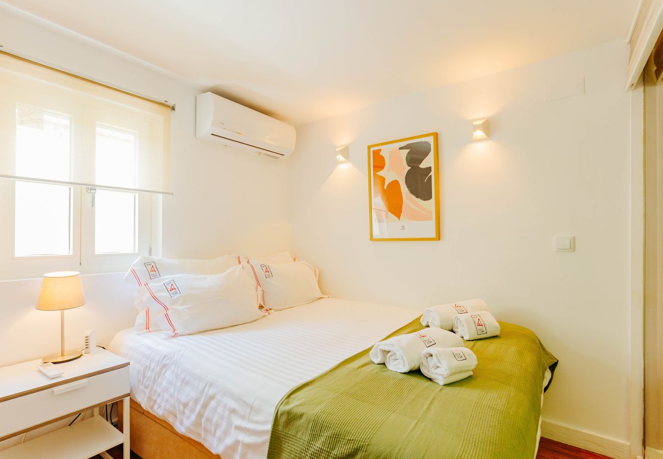Apartamento em Lisboa - RENT4REST BAIRRO ALTO CHARMING 1 BEDROOM APARTMENT