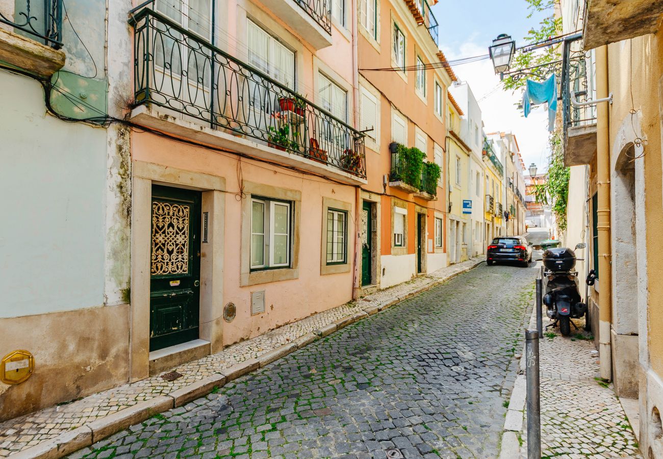Apartamento em Lisboa - RENT4REST BAIRRO ALTO CHARMING 1 BEDROOM APARTMENT