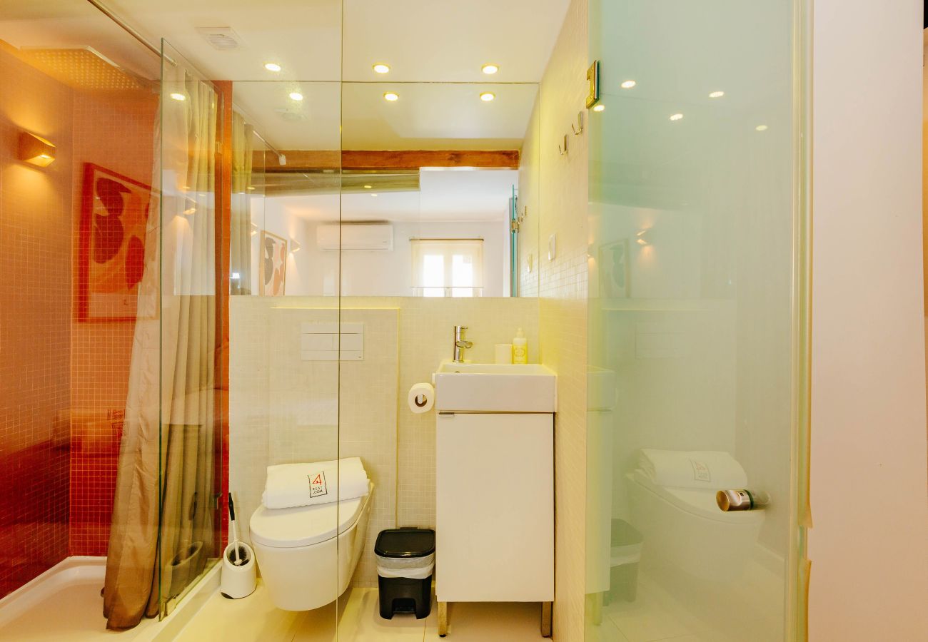 Apartamento em Lisboa - RENT4REST BAIRRO ALTO CHARMING 1 BEDROOM APARTMENT