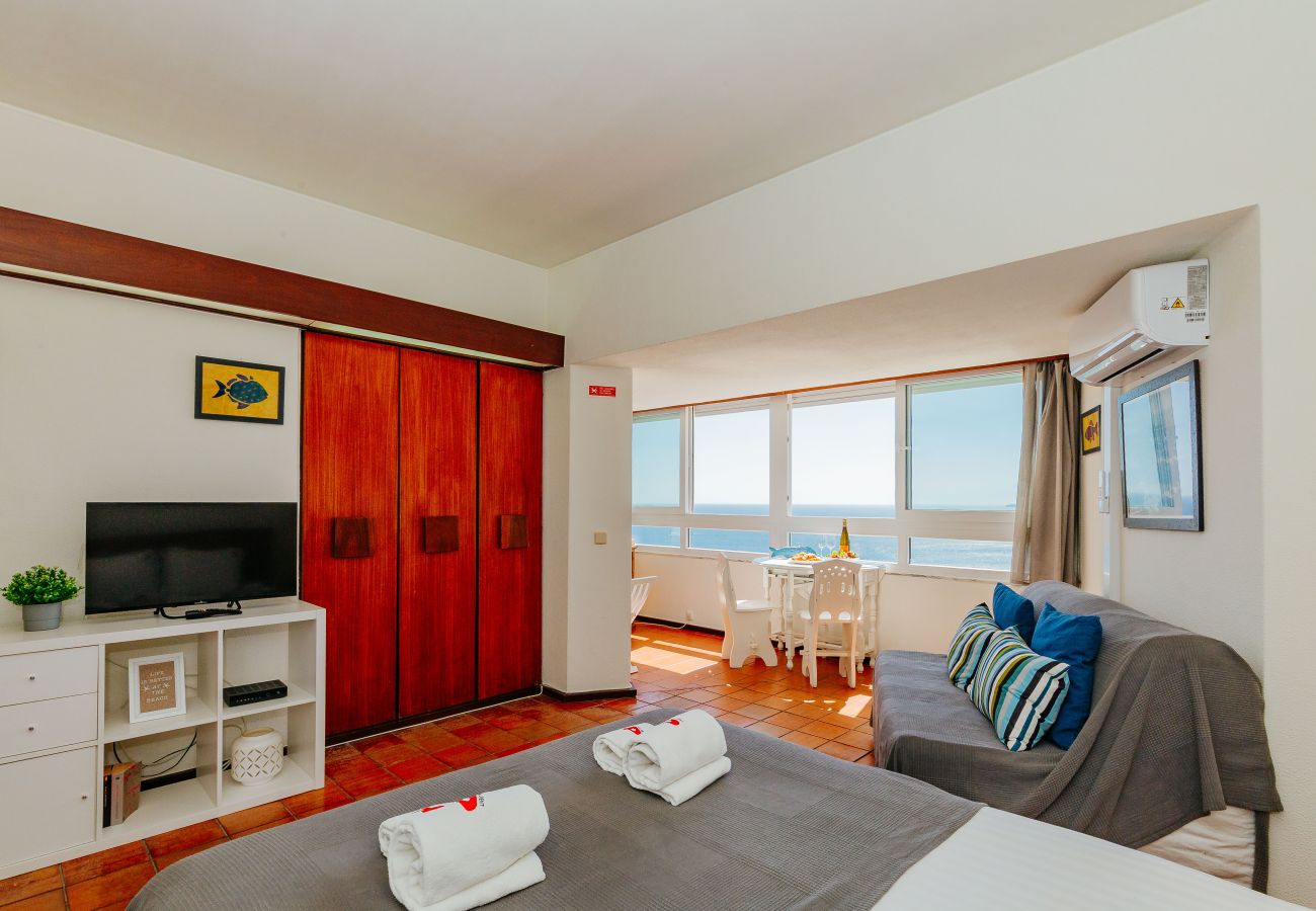 Estúdio em Sesimbra - RENT4REST SESIMBRA OCEAN VIEW STUDIO - DIRECT BEACH ACCESS