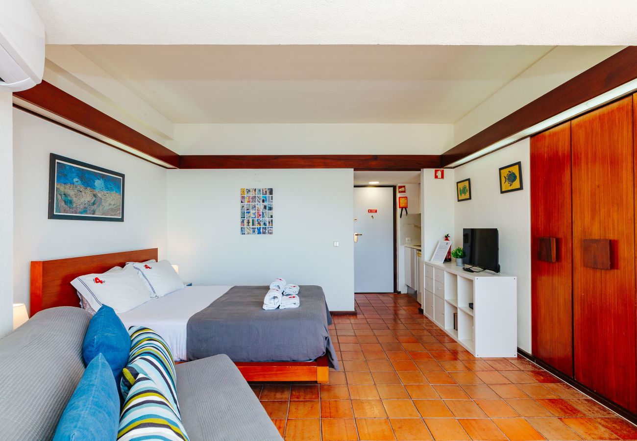 Estúdio em Sesimbra - RENT4REST SESIMBRA OCEAN VIEW STUDIO - DIRECT BEACH ACCESS
