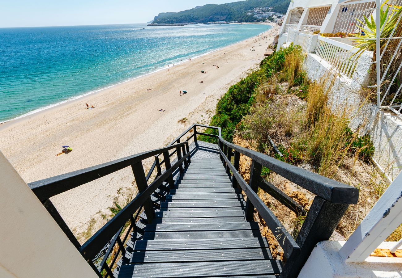 Estúdio em Sesimbra - RENT4REST SESIMBRA OCEAN VIEW STUDIO - DIRECT BEACH ACCESS