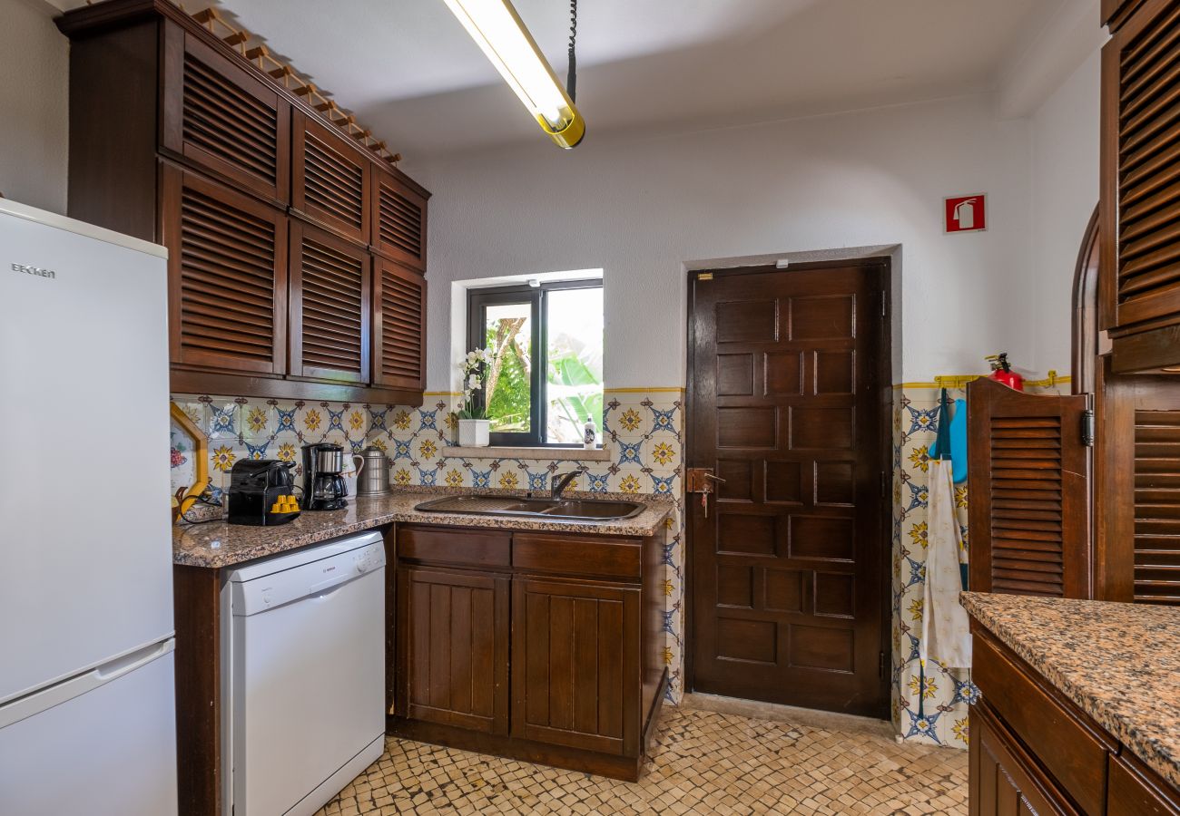 Casa em Sesimbra - RENT4REST SESIMBRA 4BDR OCEAN VIEW AND PRIVATE POOL VILLA