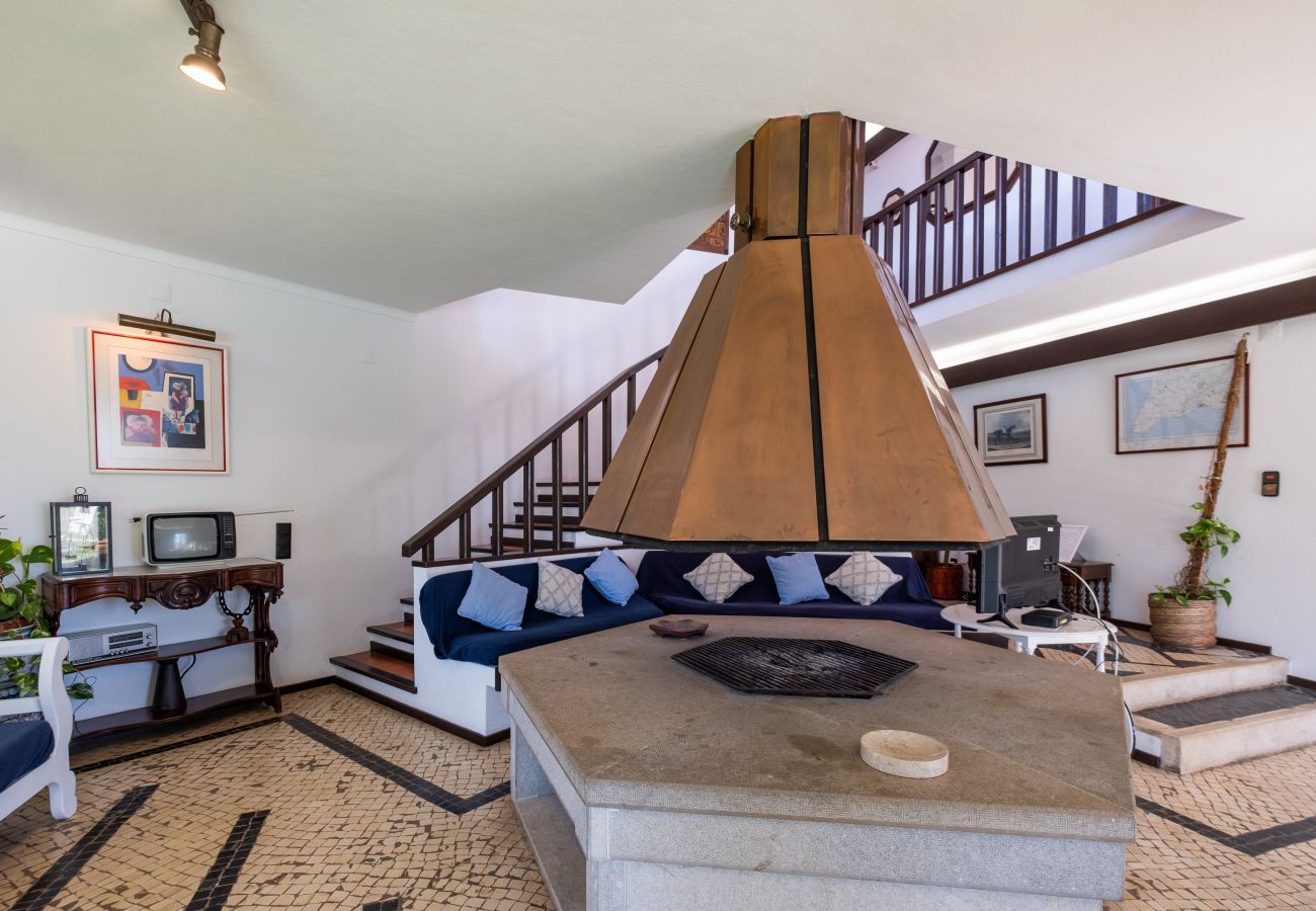Casa em Sesimbra - RENT4REST SESIMBRA 4BDR OCEAN VIEW AND PRIVATE POOL VILLA