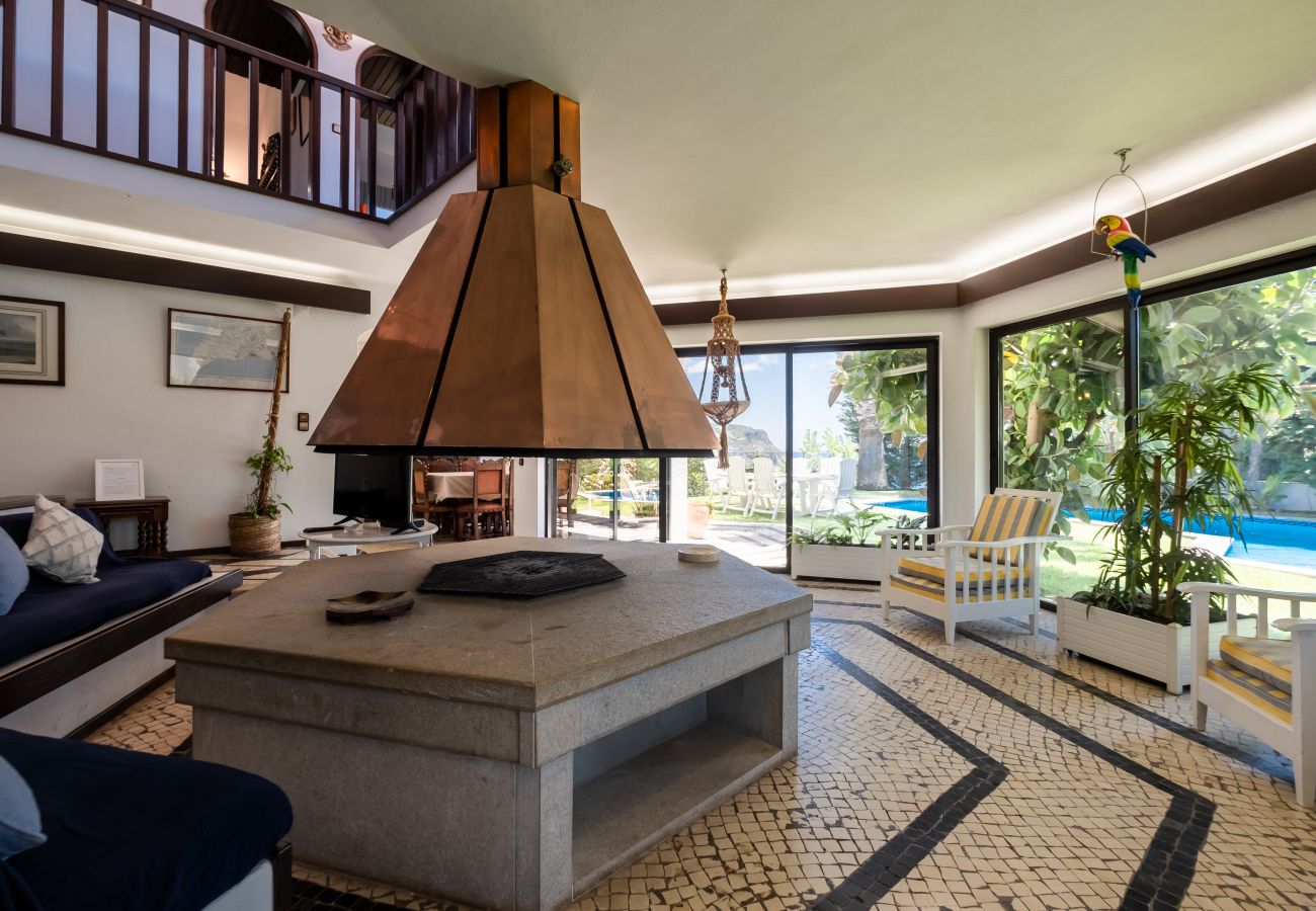Casa em Sesimbra - RENT4REST SESIMBRA 4BDR OCEAN VIEW AND PRIVATE POOL VILLA