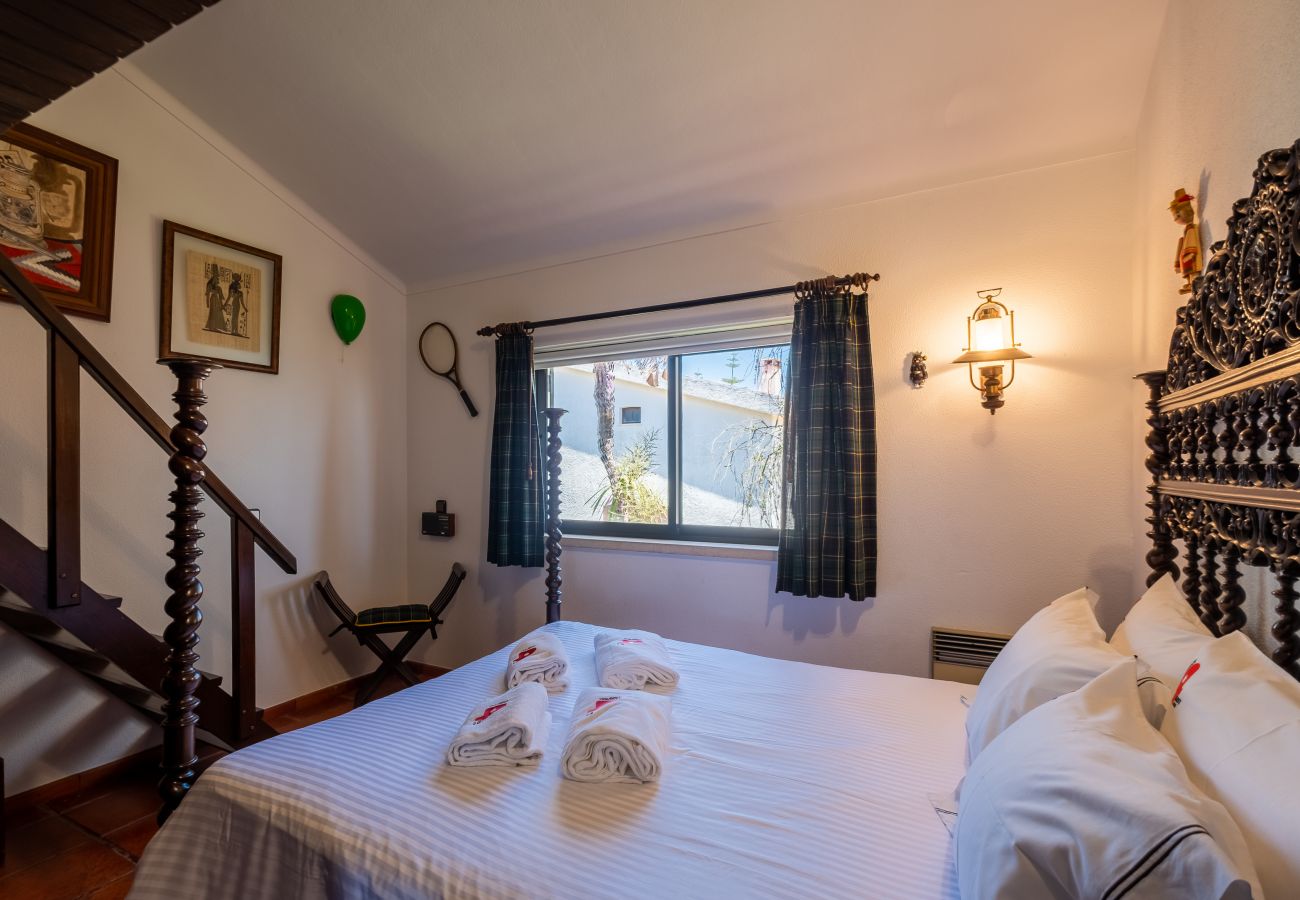 Casa em Sesimbra - RENT4REST SESIMBRA 4BDR OCEAN VIEW AND PRIVATE POOL VILLA