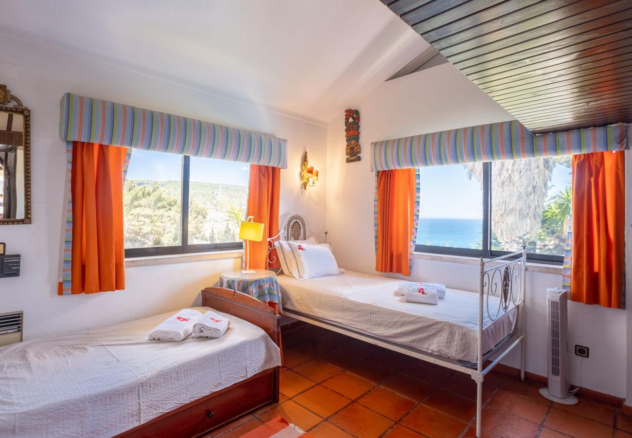 Casa em Sesimbra - RENT4REST SESIMBRA 4BDR OCEAN VIEW AND PRIVATE POOL VILLA