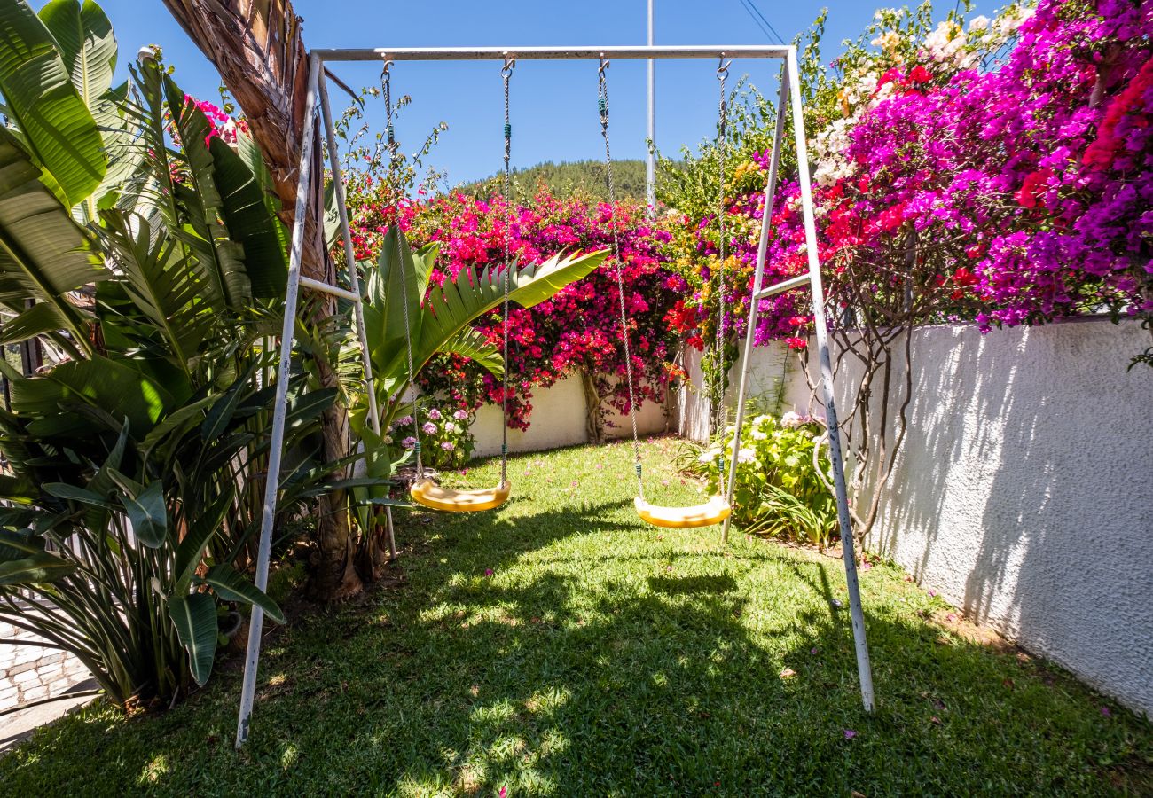 Casa em Sesimbra - RENT4REST SESIMBRA 4BDR OCEAN VIEW AND PRIVATE POOL VILLA
