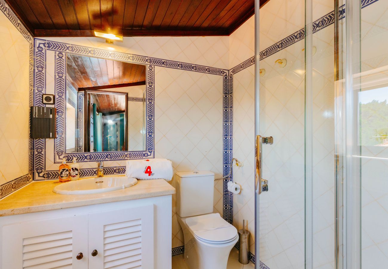 Casa em Sesimbra - RENT4REST SESIMBRA 4BDR OCEAN VIEW AND PRIVATE POOL VILLA