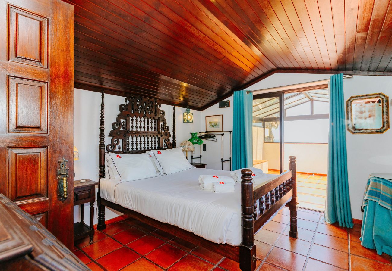 Casa em Sesimbra - RENT4REST SESIMBRA 4BDR OCEAN VIEW AND PRIVATE POOL VILLA