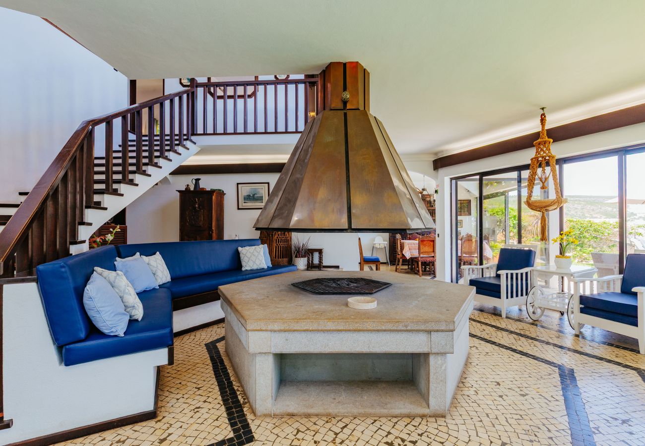 Casa em Sesimbra - RENT4REST SESIMBRA 4BDR OCEAN VIEW AND PRIVATE POOL VILLA