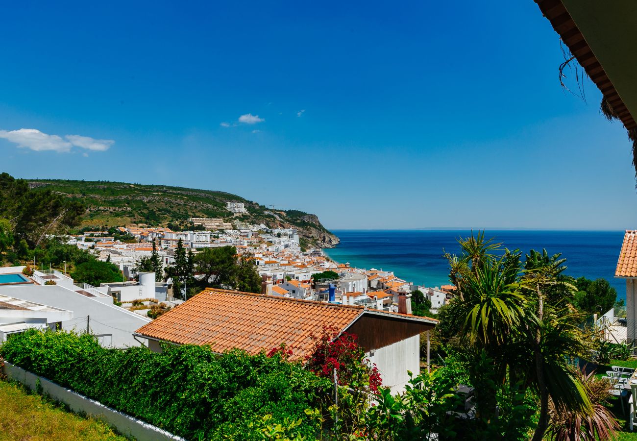 Casa em Sesimbra - RENT4REST SESIMBRA 4BDR OCEAN VIEW AND PRIVATE POOL VILLA