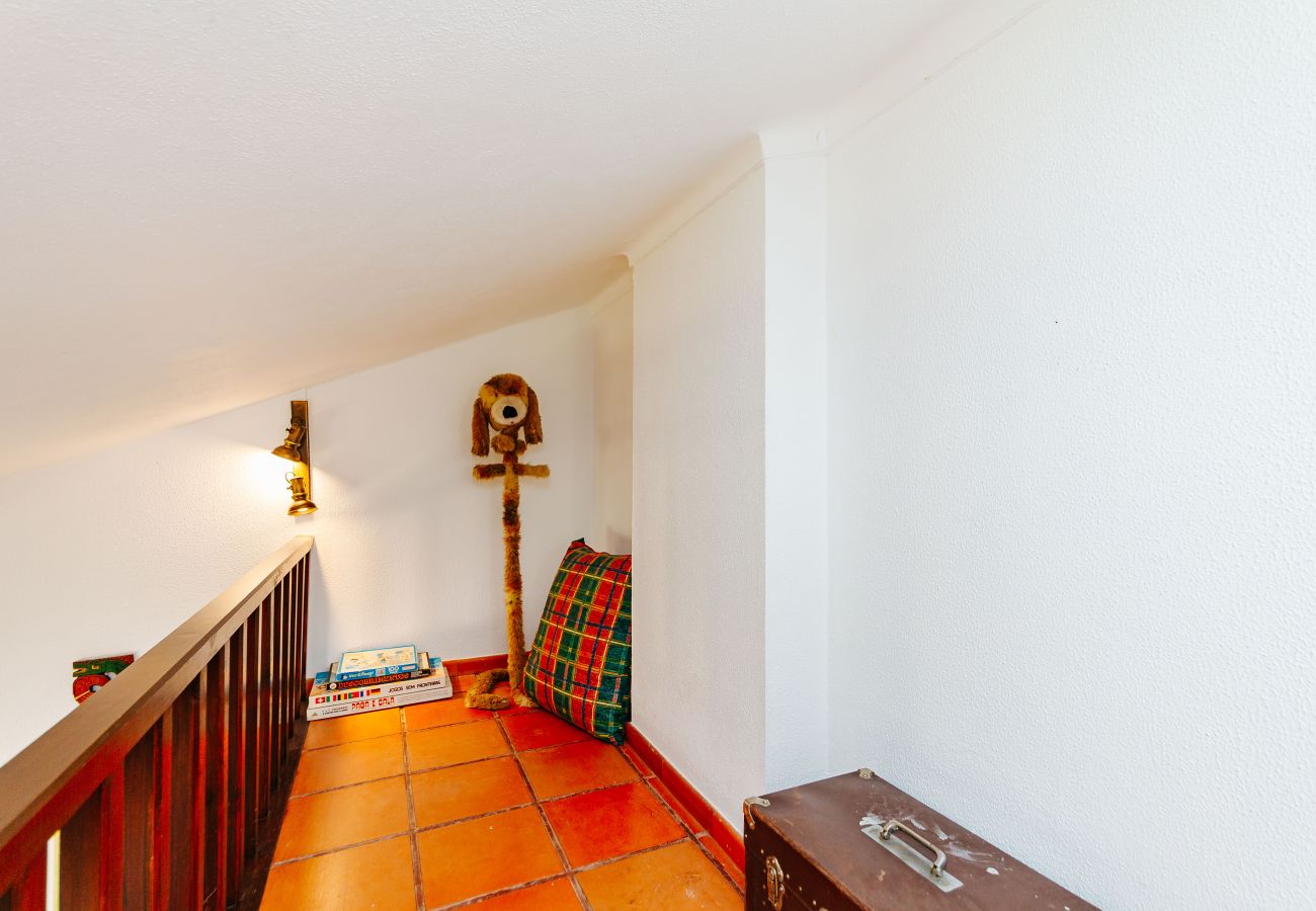 Casa em Sesimbra - RENT4REST SESIMBRA 4BDR OCEAN VIEW AND PRIVATE POOL VILLA