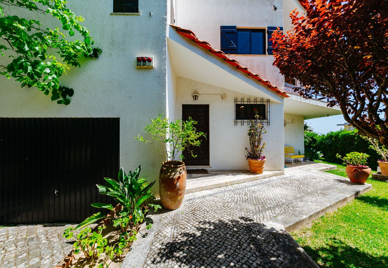 Casa em Sesimbra - RENT4REST SESIMBRA 4BDR OCEAN VIEW AND PRIVATE POOL VILLA