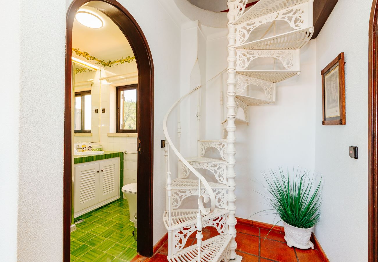 Casa em Sesimbra - RENT4REST SESIMBRA 4BDR OCEAN VIEW AND PRIVATE POOL VILLA