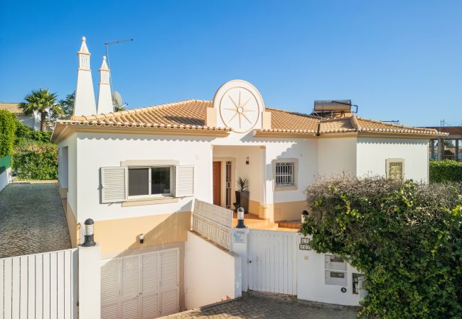 Villa em Albufeira - Villa Ericeira OCV - Piscina Privada ideal Crianças Villa em Albufeira - Villa Ericeira OCV - Piscina Privada ideal Crianças