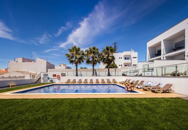 Villa em Albufeira - Villa Praia Mar OCV - 50m da Praia Villa em Albufeira - Villa Praia Mar OCV - 50m da Praia