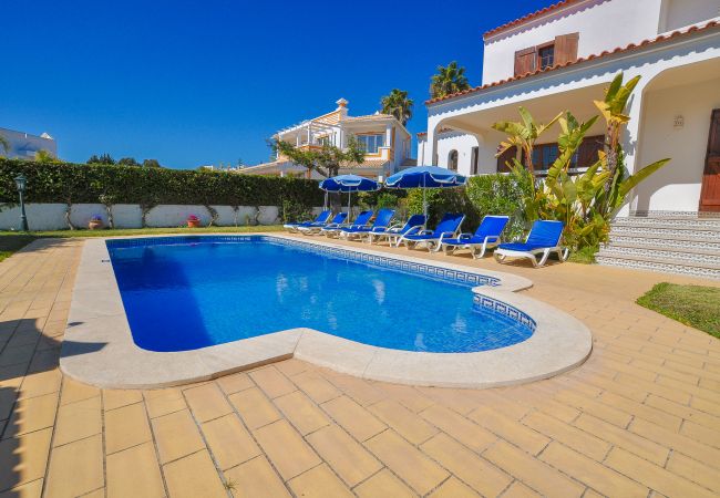 Villa em Albufeira - Casa Das Palmeiras OCV - Ideal Familias