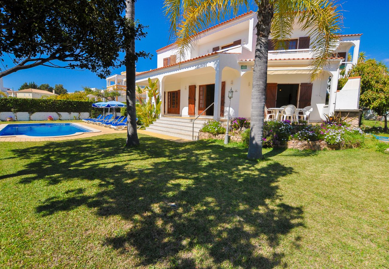 Villa em Albufeira - Casa Das Palmeiras OCV - Ideal Familias