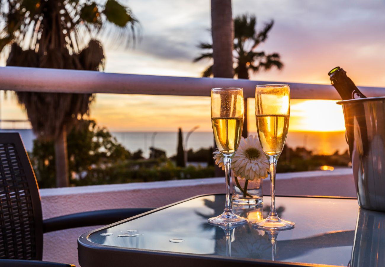 Villa em Galé - Villa Luz do Atlantico, 100m da praia e piscina privada