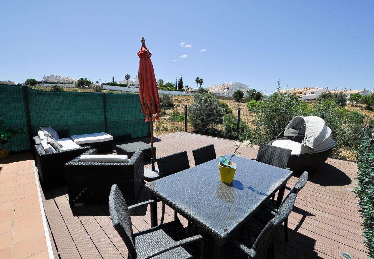 Villa em Albufeira - Evans Townhouse OCV - Piscina e Terraço