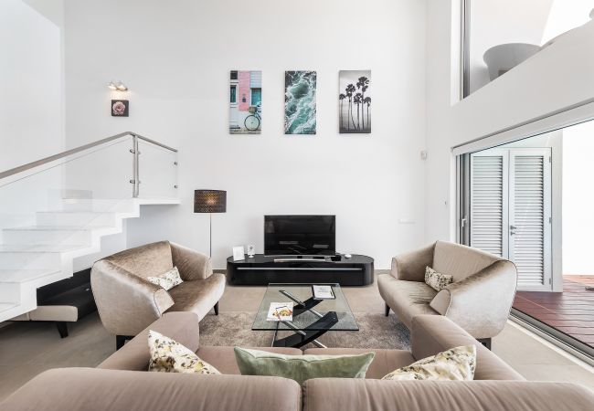 Villa em Albufeira - Design Villa OCV - Piscina Aquecida e jacuzzi Villa em Albufeira - Design Villa OCV - Piscina Aquecida e jacuzzi